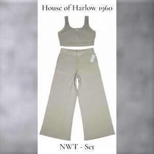 NWT House of Harlow 1960 Knit Summer Sands Set Tan S